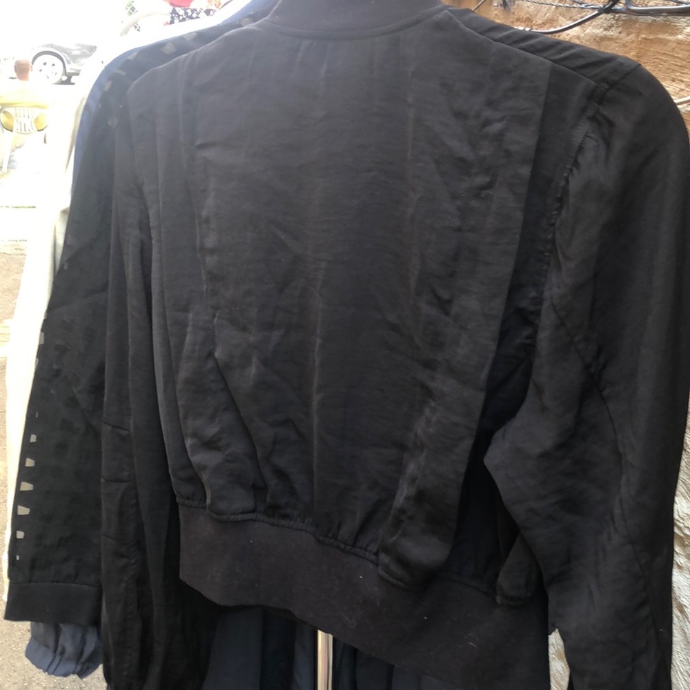 Cropped jacket - Picture 2 of 3
